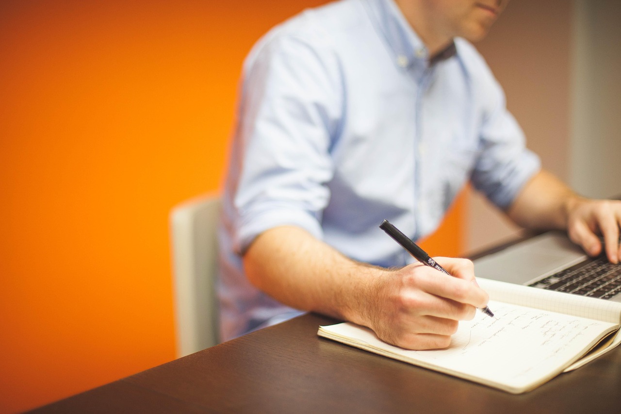 découvrez les étapes essentielles du business planning pour construire une stratégie efficace, lancer votre entreprise et assurer sa croissance sur le long terme.