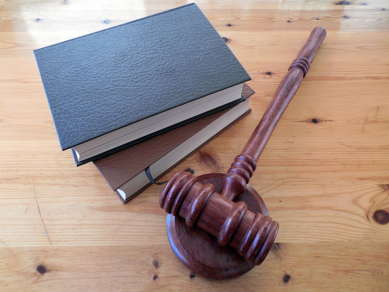 découvrez les obligations légales essentielles que chaque entreprise doit respecter pour assurer sa conformité et éviter les sanctions. obtenez des conseils pratiques et des informations claires sur les responsabilités juridiques en matière d'activité professionnelle.