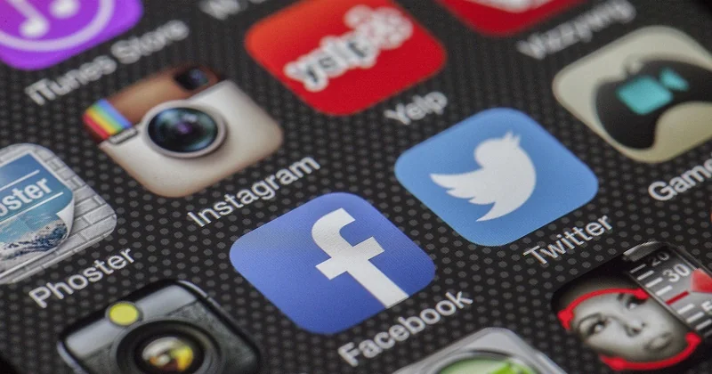 Feed ou flux : la confusion qui coûte cher
