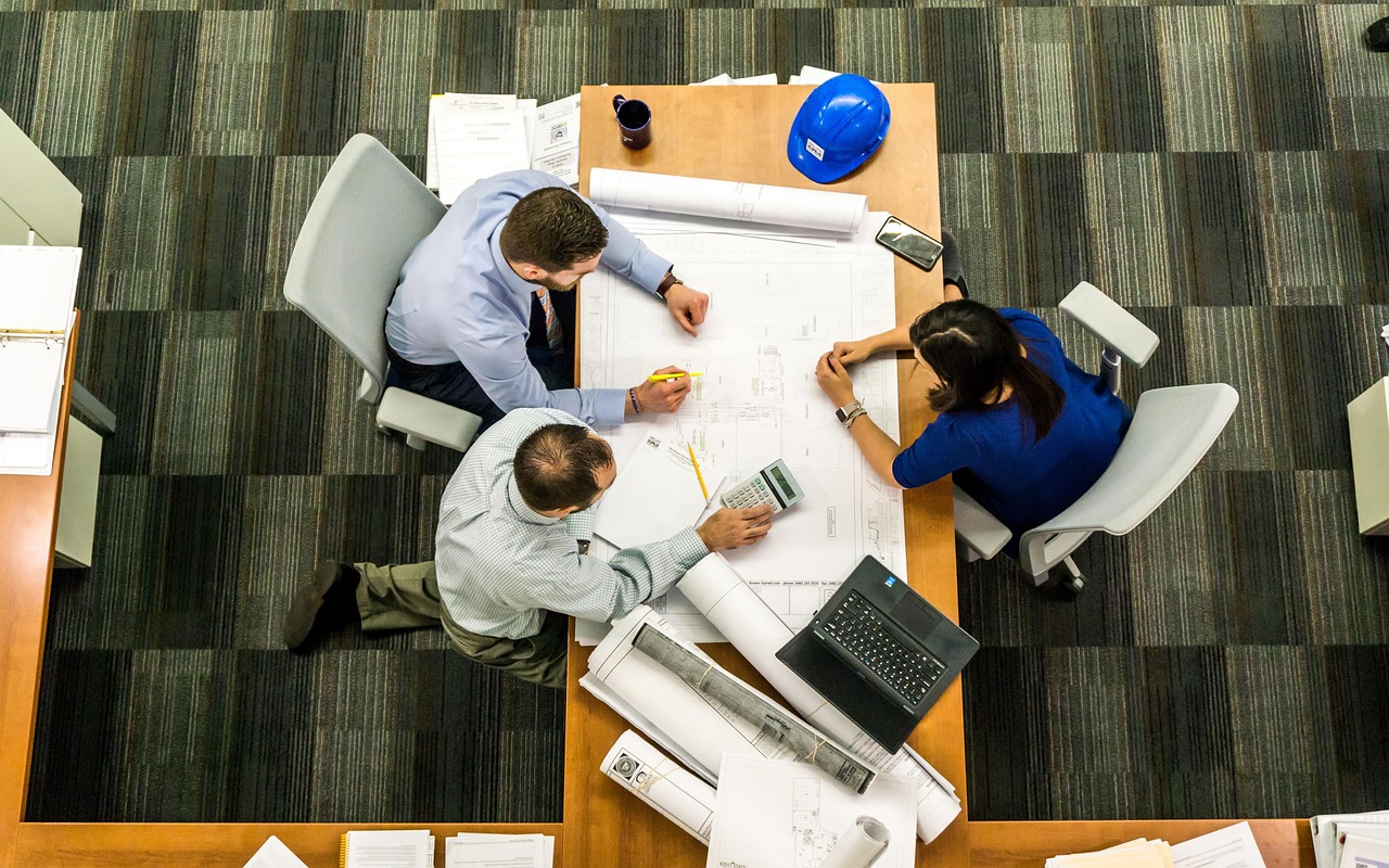 découvrez comment élaborer un business plan solide et percutant pour assurer la réussite de votre entreprise. conseils pratiques, exemples et étapes clés pour convaincre investisseurs et partenaires.